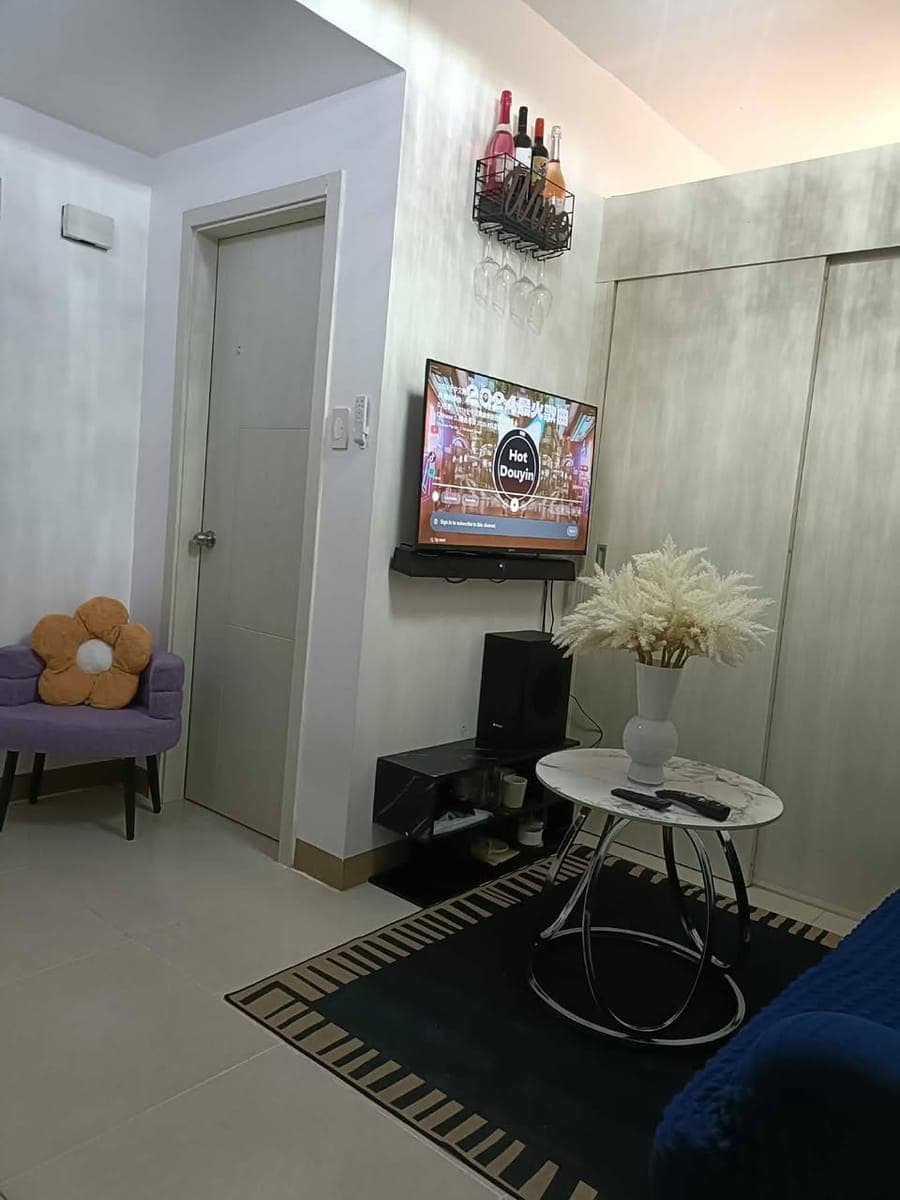 Condominium for Rent - photo 2