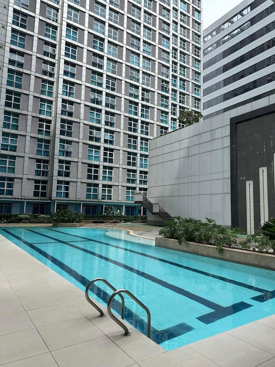 Linear makati - photo 2
