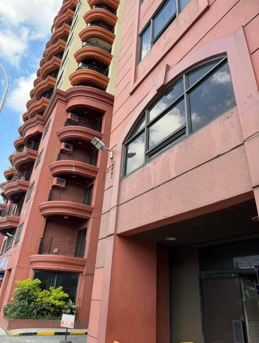 CONDO FOR RENT - photo 1