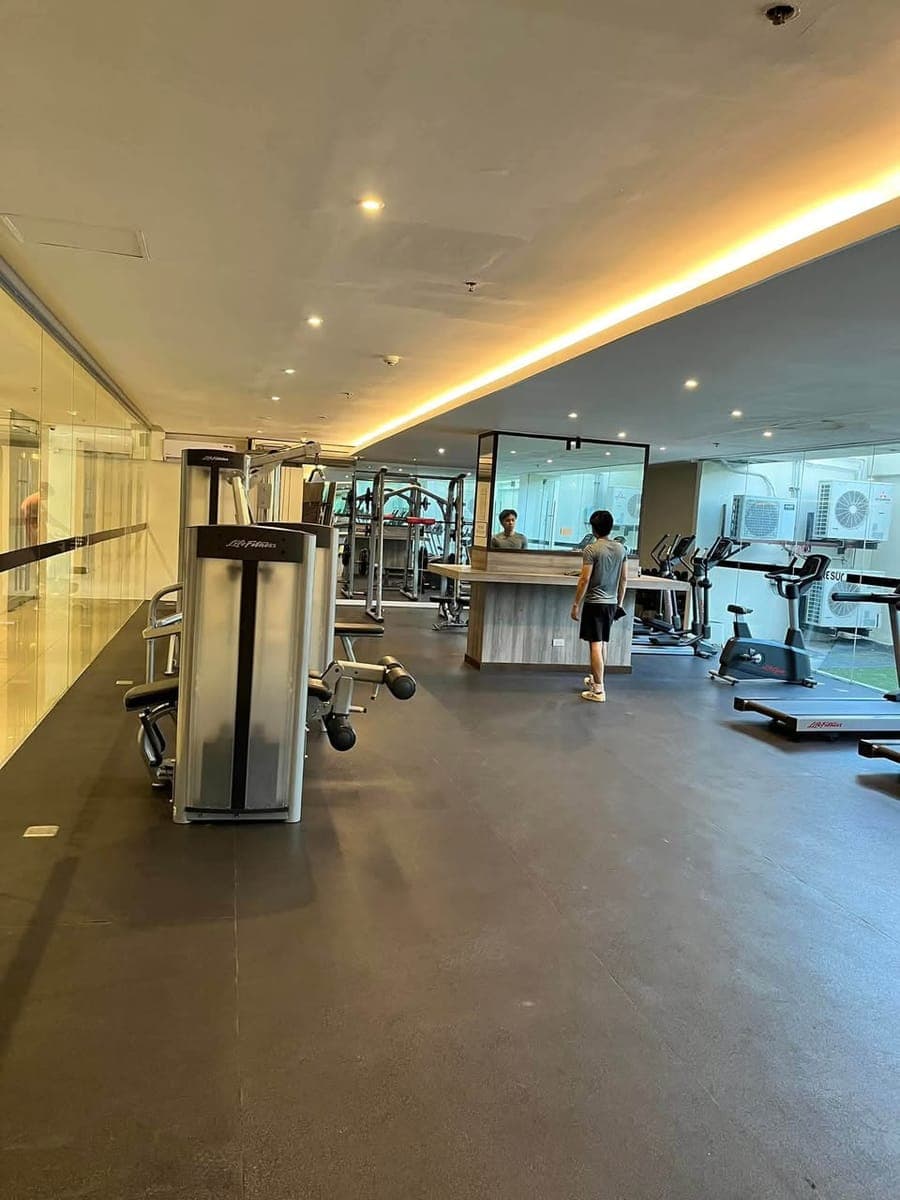 Looking for a 1-Bedroom Unit for Rent in Torre Sur? 🏙️✨ - photo 3