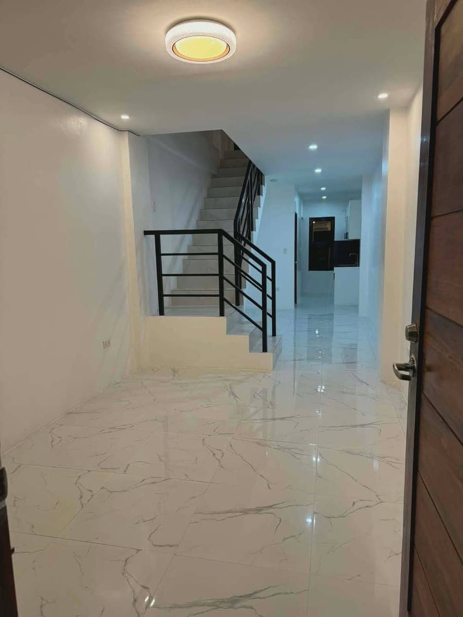 TOWNHOUSE FOR RENT ‼️ - photo 1