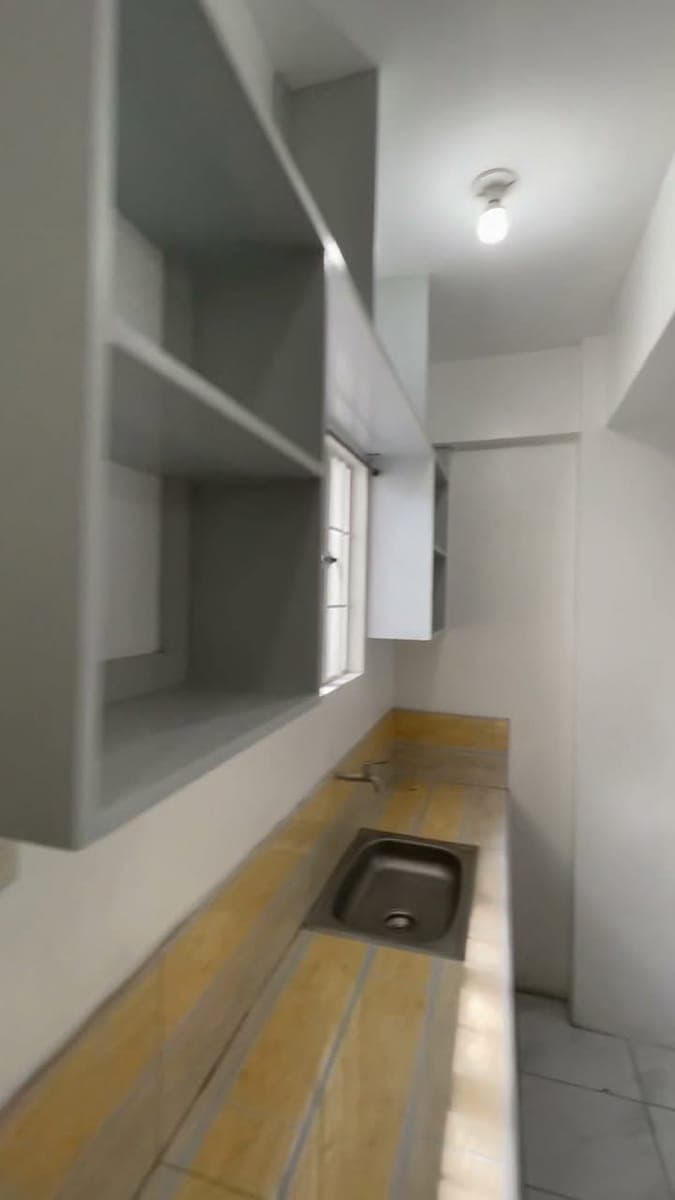 Studio-Type Room for Rent located at #11 Apitong St. Manuela 4D, Pamplona 3, Las Pinas City. Barkadahan rooms available - photo 4