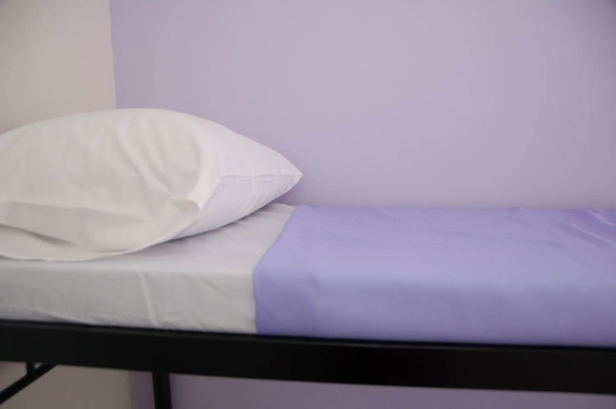 Female Ladies Bedspace Makati - photo 5
