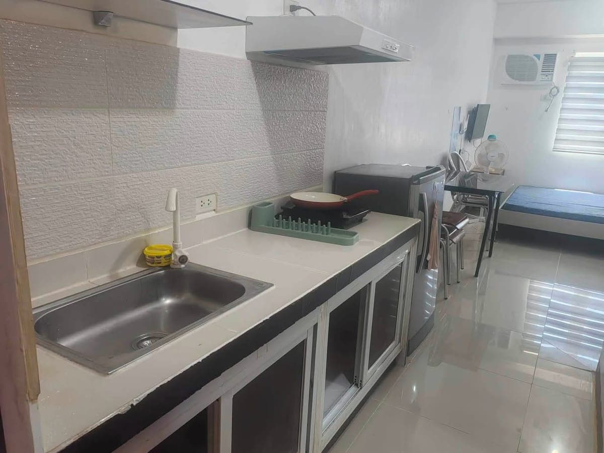 For Rent - photo 1