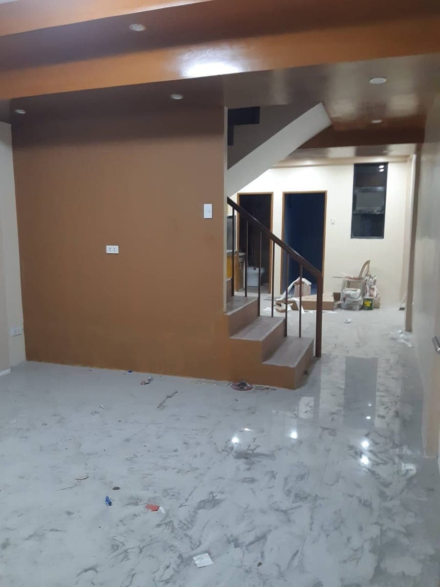 ₱25,000 MONTHLY RENT FOR 3-STOREY HOUSE IN LAS PIÑAS CITY! - photo 1