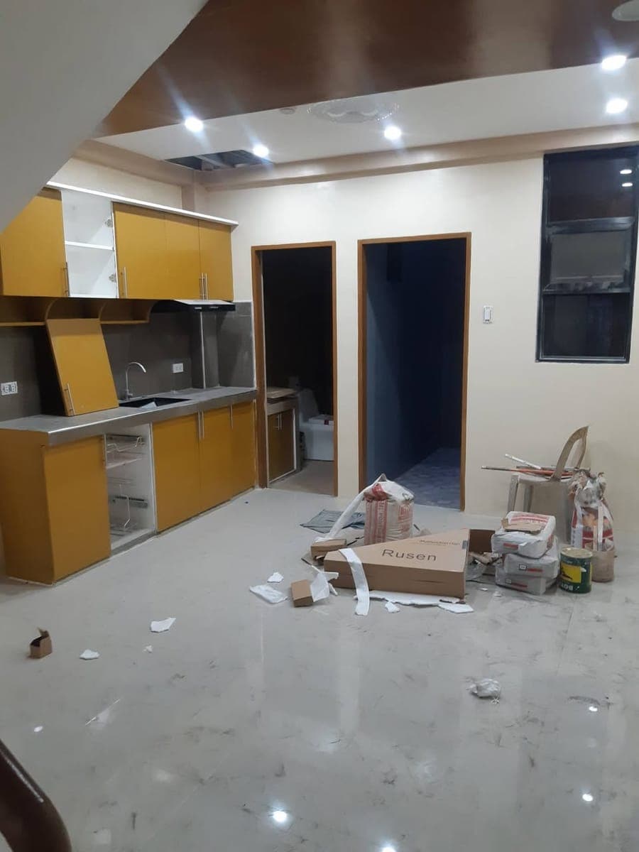 ₱25,000 MONTHLY RENT FOR 3-STOREY HOUSE IN LAS PIÑAS CITY! - photo 2