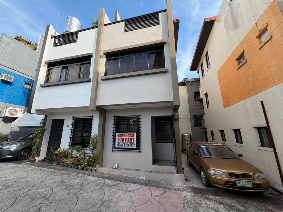 Jackielou Ville Townhouse for rent - agents are welcome - photo 1