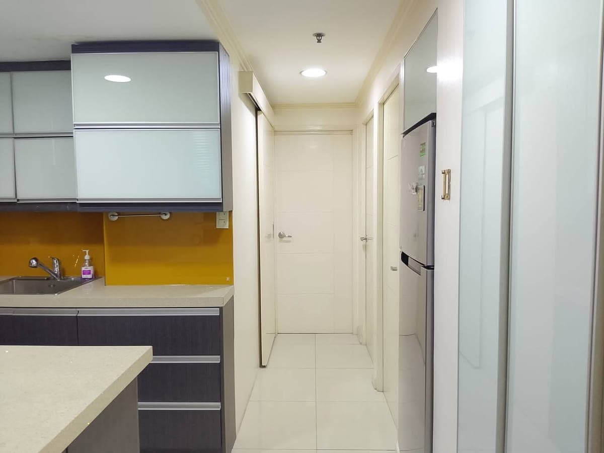 Makati executive tower - photo 4