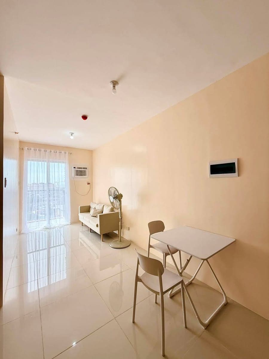 🏡 FOR RENT | Modern 1BR Condo with Balcony | The Hermosa CoHo Las Piñas - photo 1