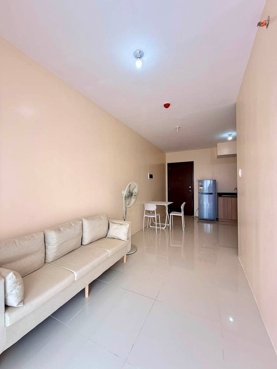 🏡 FOR RENT | Modern 1BR Condo with Balcony | The Hermosa CoHo Las Piñas - photo 2