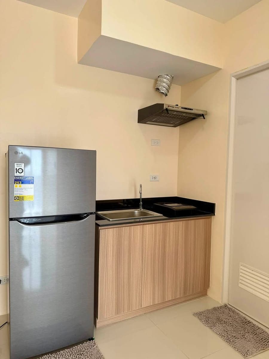 🏡 FOR RENT | Modern 1BR Condo with Balcony | The Hermosa CoHo Las Piñas - photo 3