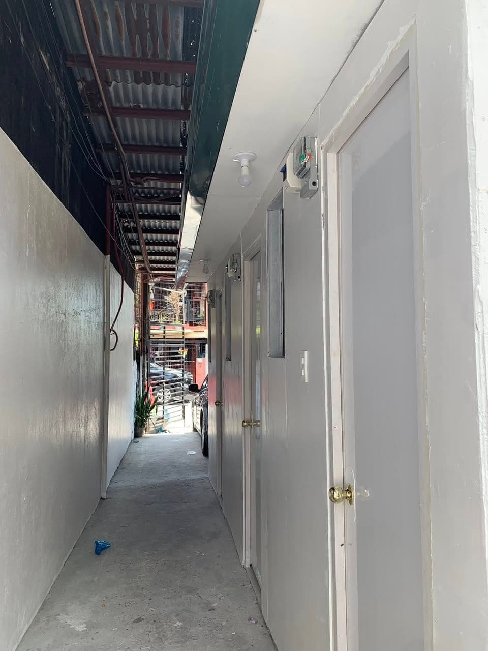 NEW RENOVATE 1 UNIT AVAILABLE‼️ - photo 1