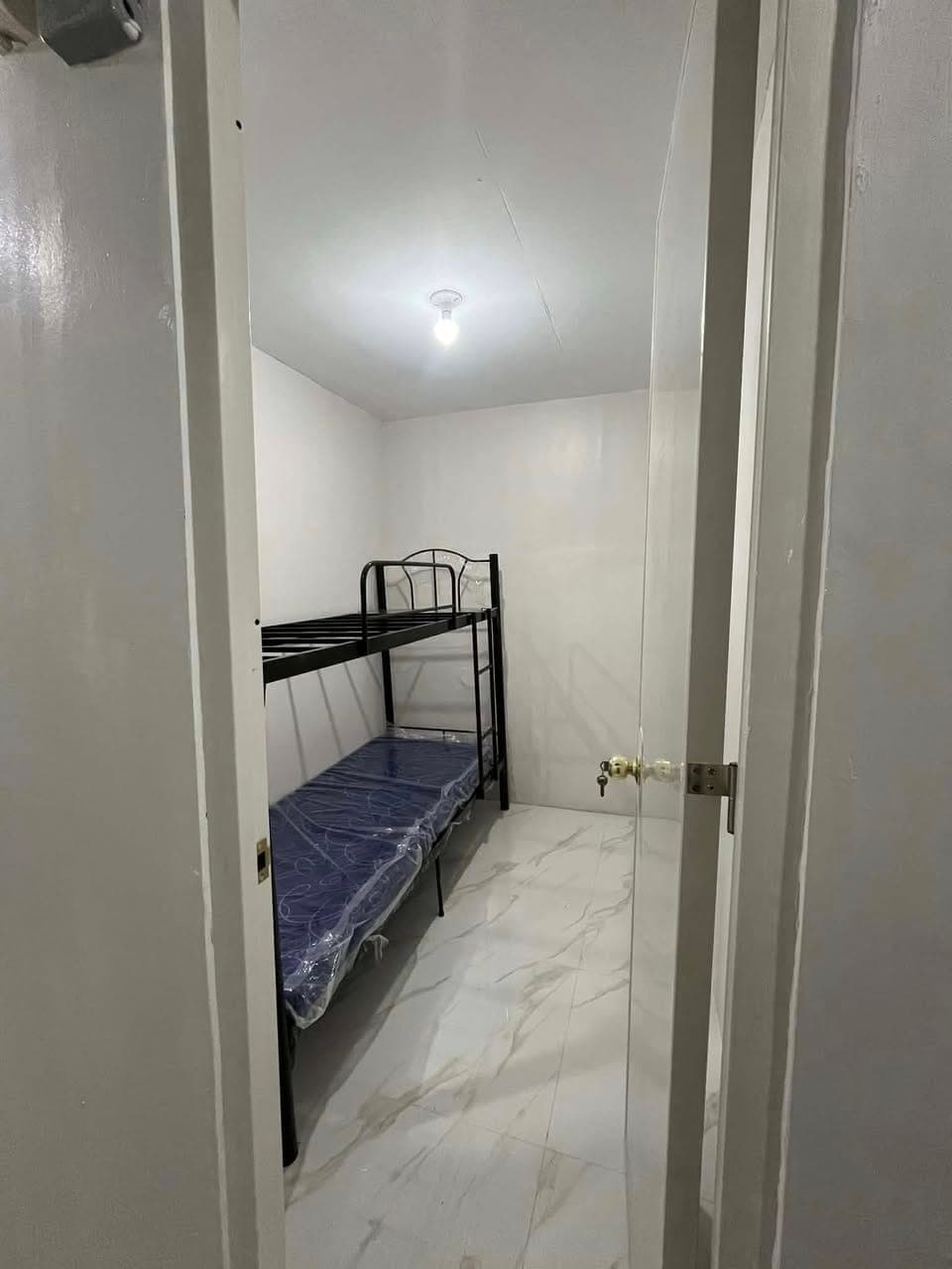 NEW RENOVATE 1 UNIT AVAILABLE‼️ - photo 4