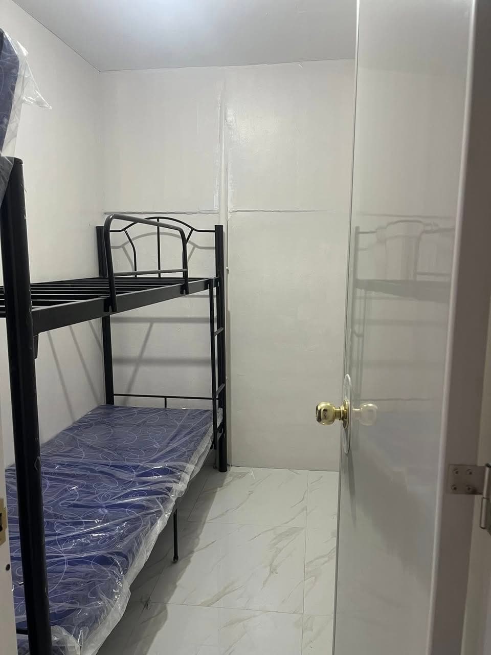 NEW RENOVATE 1 UNIT AVAILABLE‼️ - photo 5