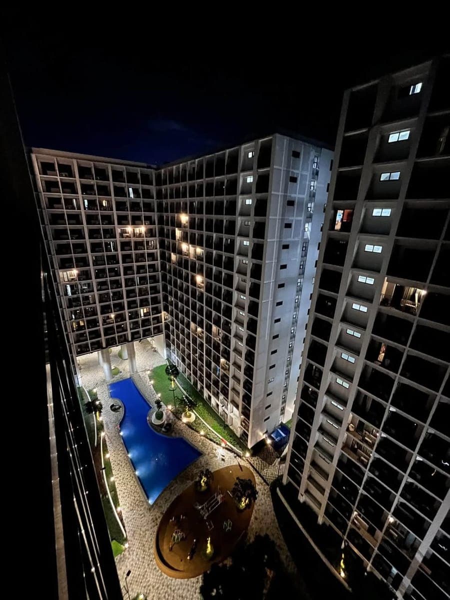 🏙️ Looking for an affordable place near MOA? - photo 2