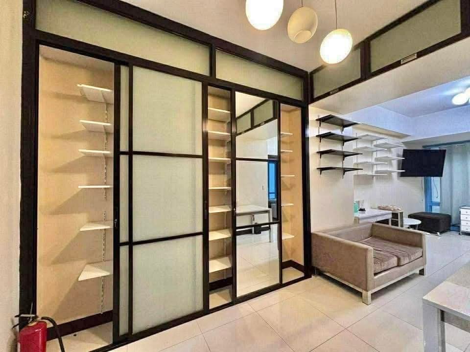 1-BEDROOM CONDO UNIT FOR RENT IN TWO CENTRAL MAKATI ‼️ - photo 4