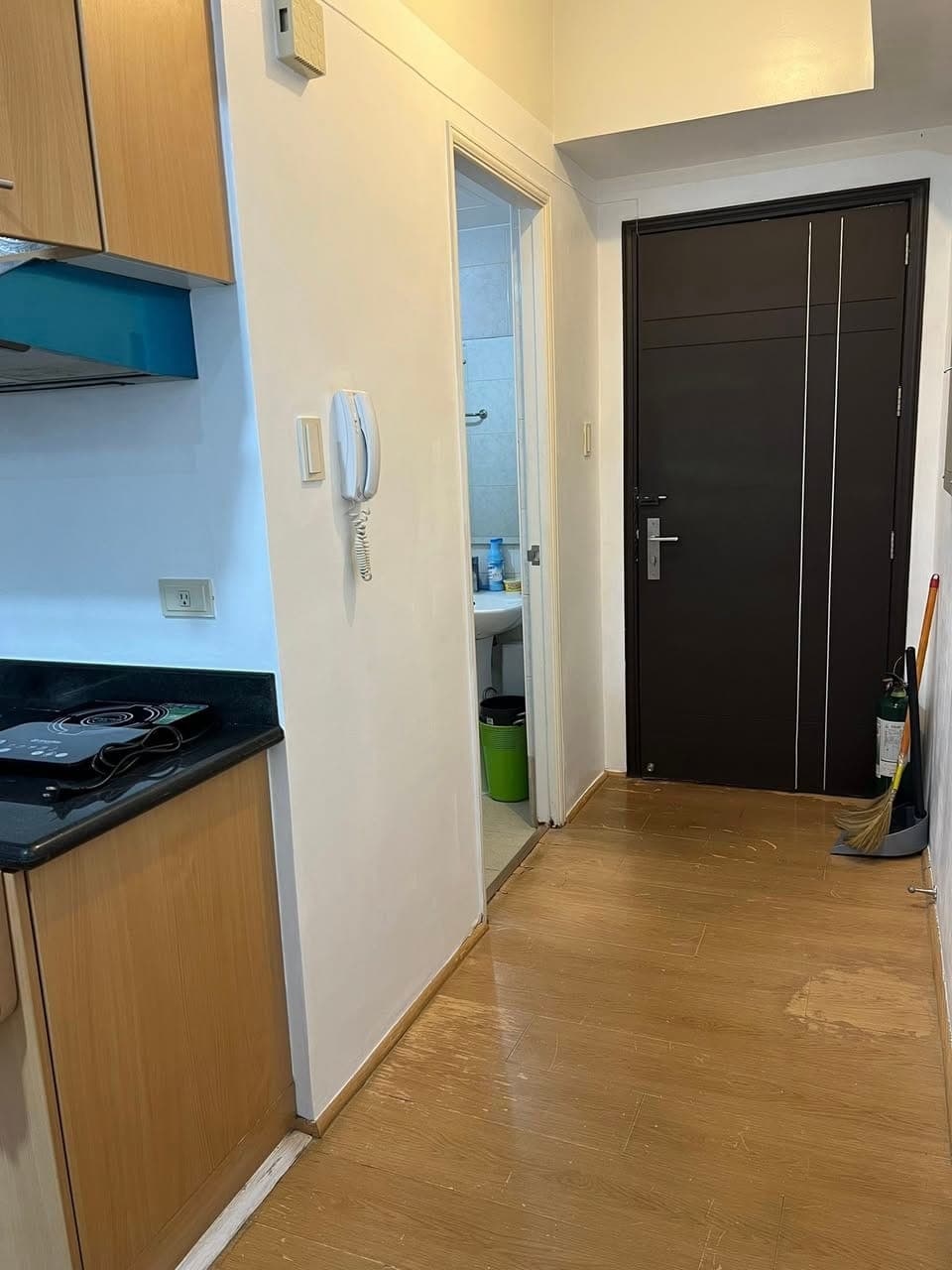 1BR CONDO FOR RENT‼️ - photo 2