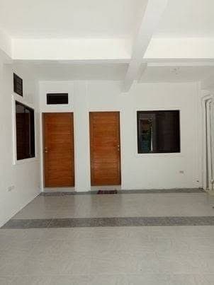 FOR RENT - photo 2