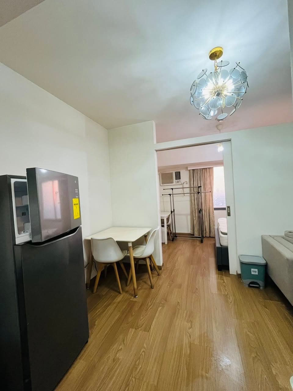 FOR LEASE: - photo 4