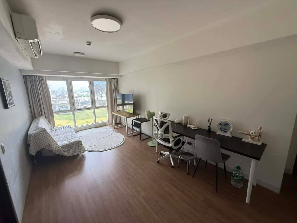 AFFORDABLE CONDO FOR RENT/LEASED IN THE LERATO, MAKATI - photo 1