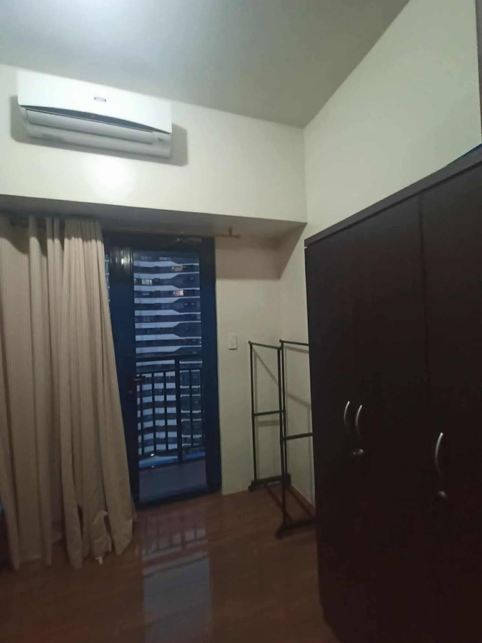 FOR LEASE – AIR Residences 1BR with Balcony - photo 2