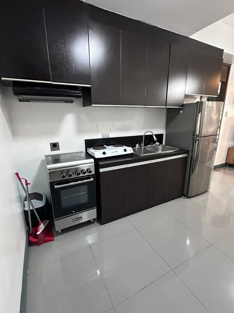 FOR LEASE: - photo 5