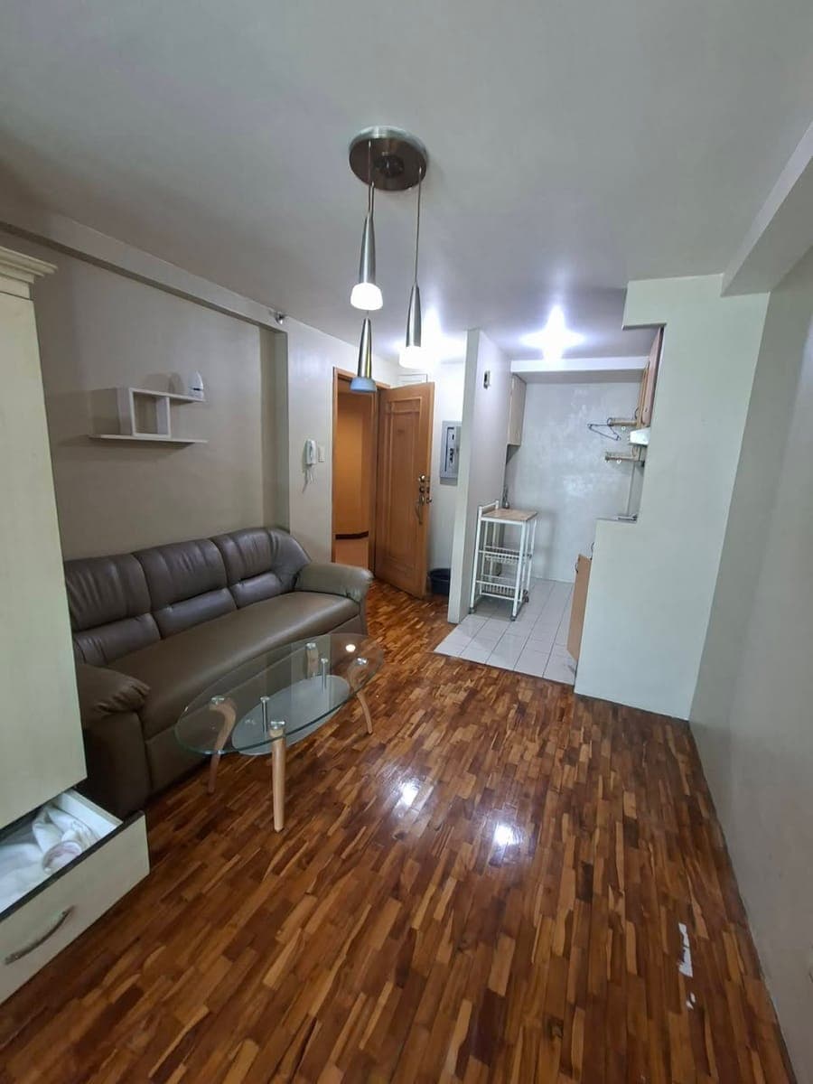 Oriental Garden Makati condo 16k per month 1yr contract Minimum - photo 1