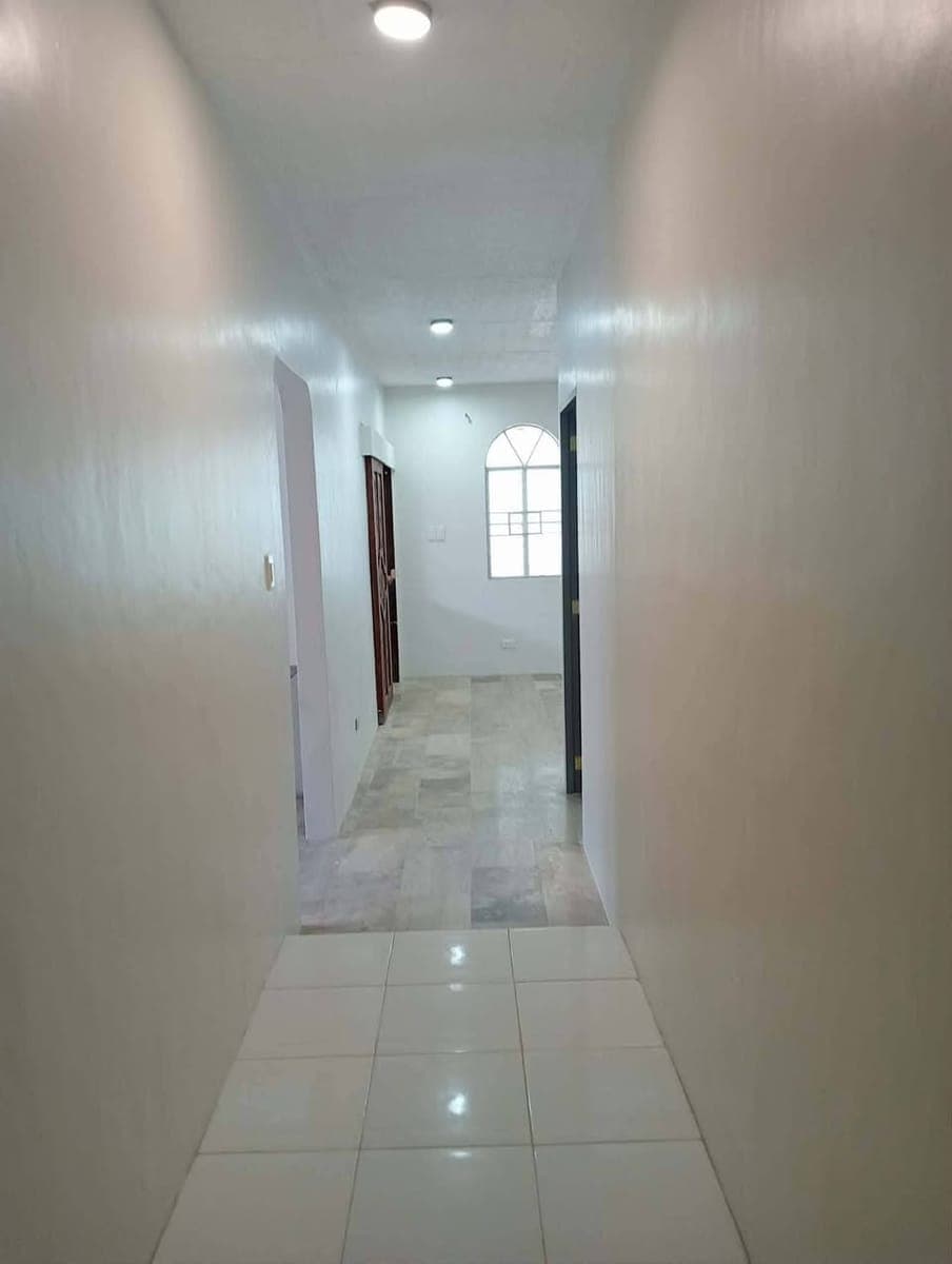 Bungalow house for rent with garage - photo 5