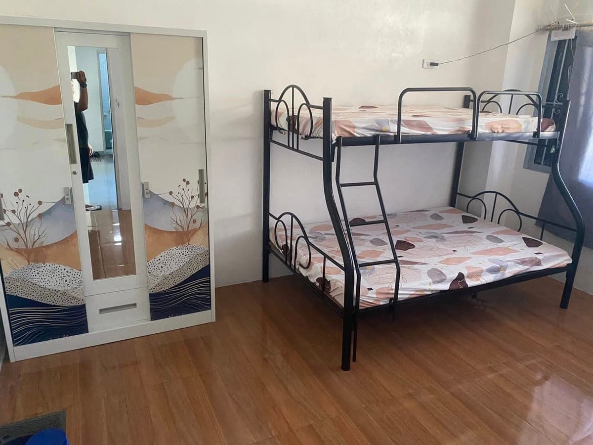 Room for rent - photo 1