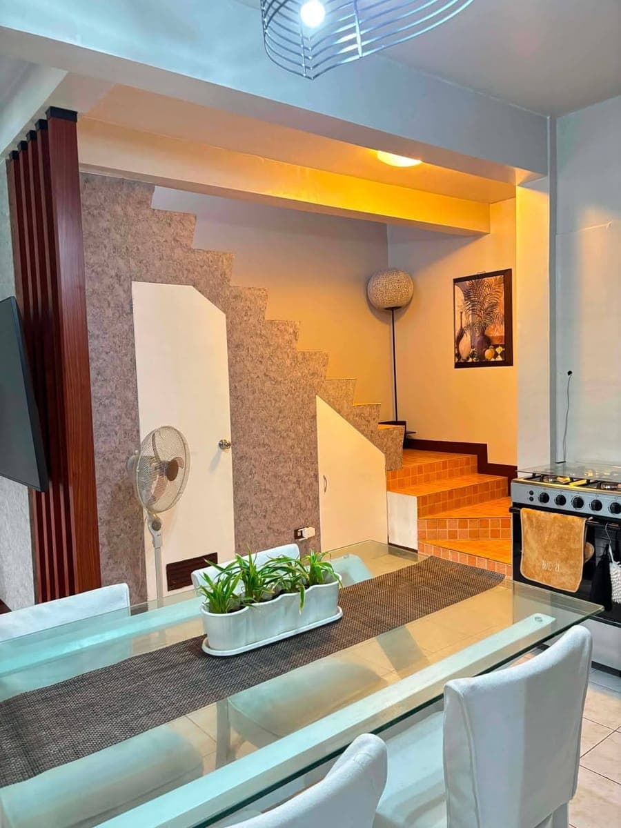 PTPA- Townhouse for rent Infinity Executive Homes Las Pinas Pulang Lupa Uno - photo 3