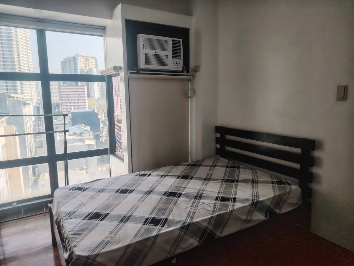 Studio Unit For Rent - photo 1