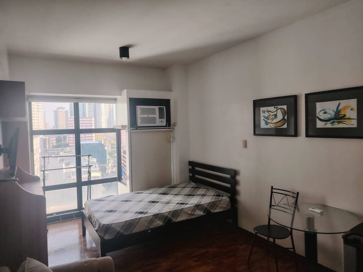Studio Unit For Rent - photo 2