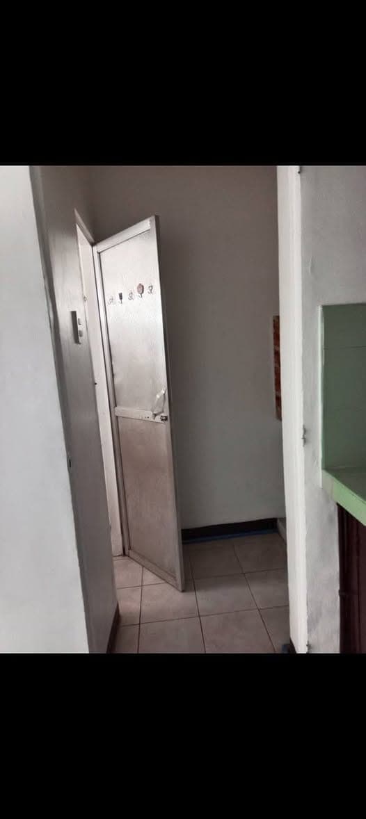 House for rent Manuela 4g las pinas - photo 3