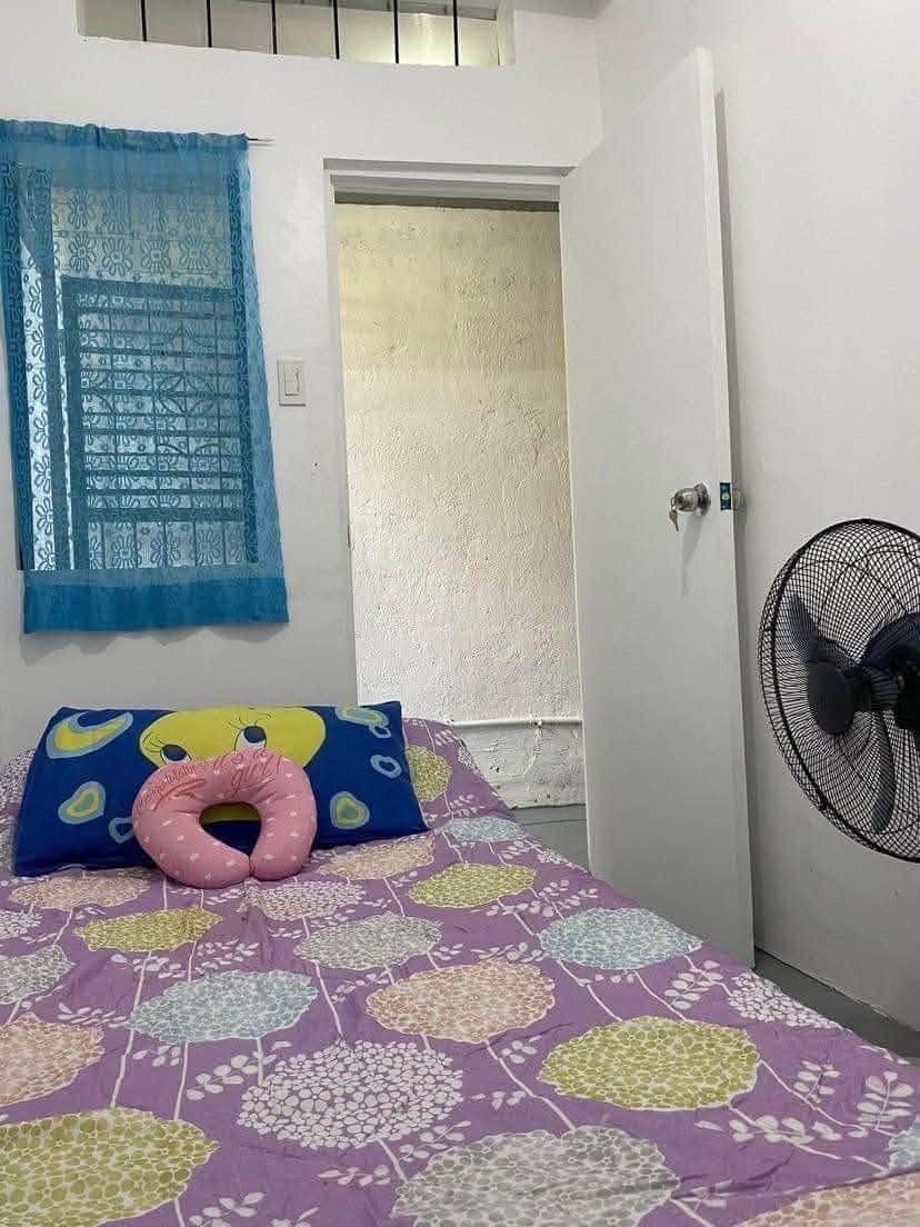 FOR RENT here - photo 3