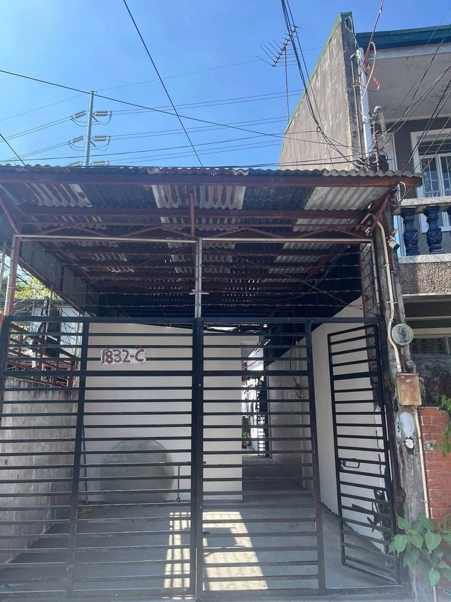 2 UNIT AVAILABLE‼️ - photo 1