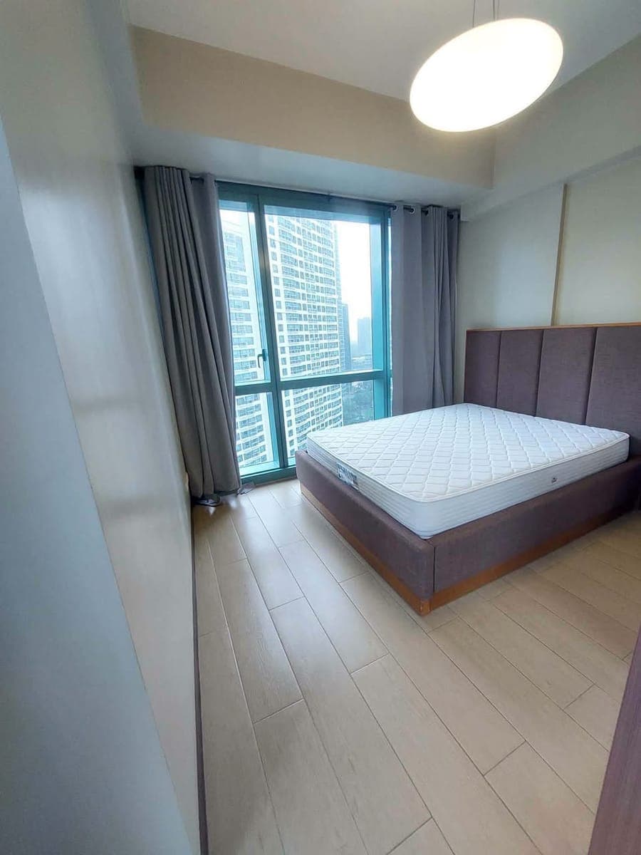 📍 CONDO UNIT FOR LEASE - photo 2