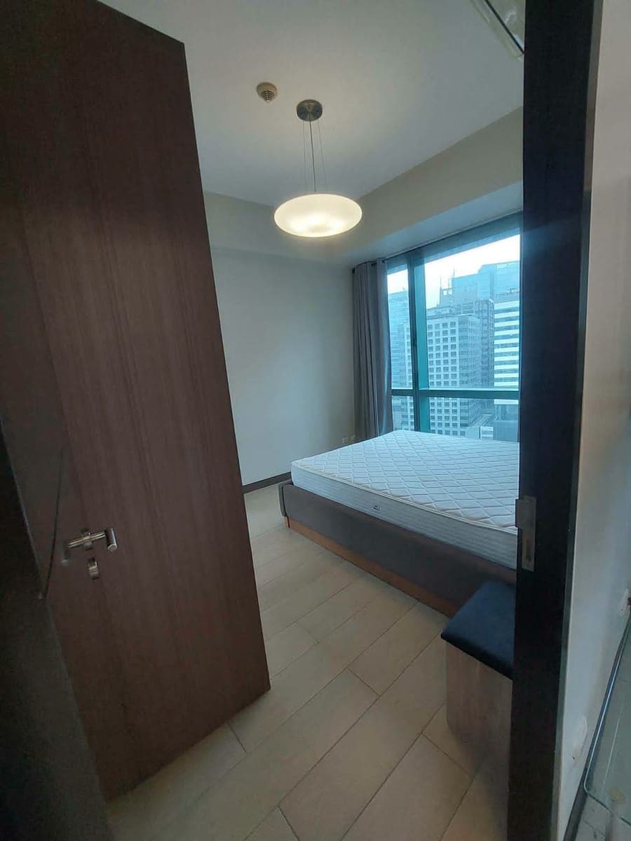 📍 CONDO UNIT FOR LEASE - photo 3