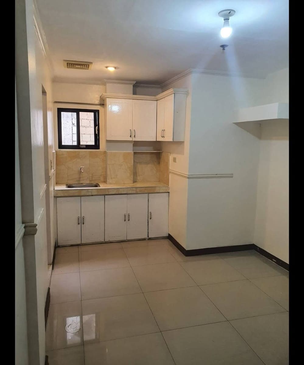 Room for rent in brgy bangkal studio type own cr and kitchen near edsa and magallanes 1 ride to ayala... - photo 5