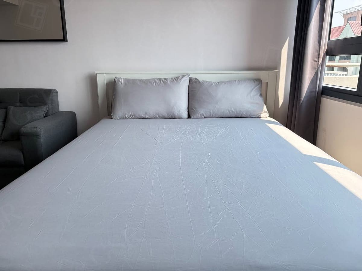**Fully Furnished Studio Unit For Lease at The Rise Makati ** - photo 4