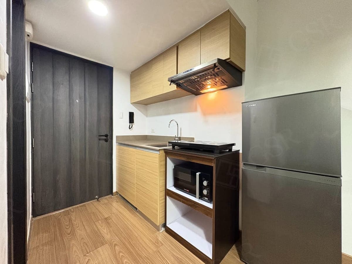 **Fully Furnished One Bedroom Unit For Lease at The Rise Makati ** - photo 3