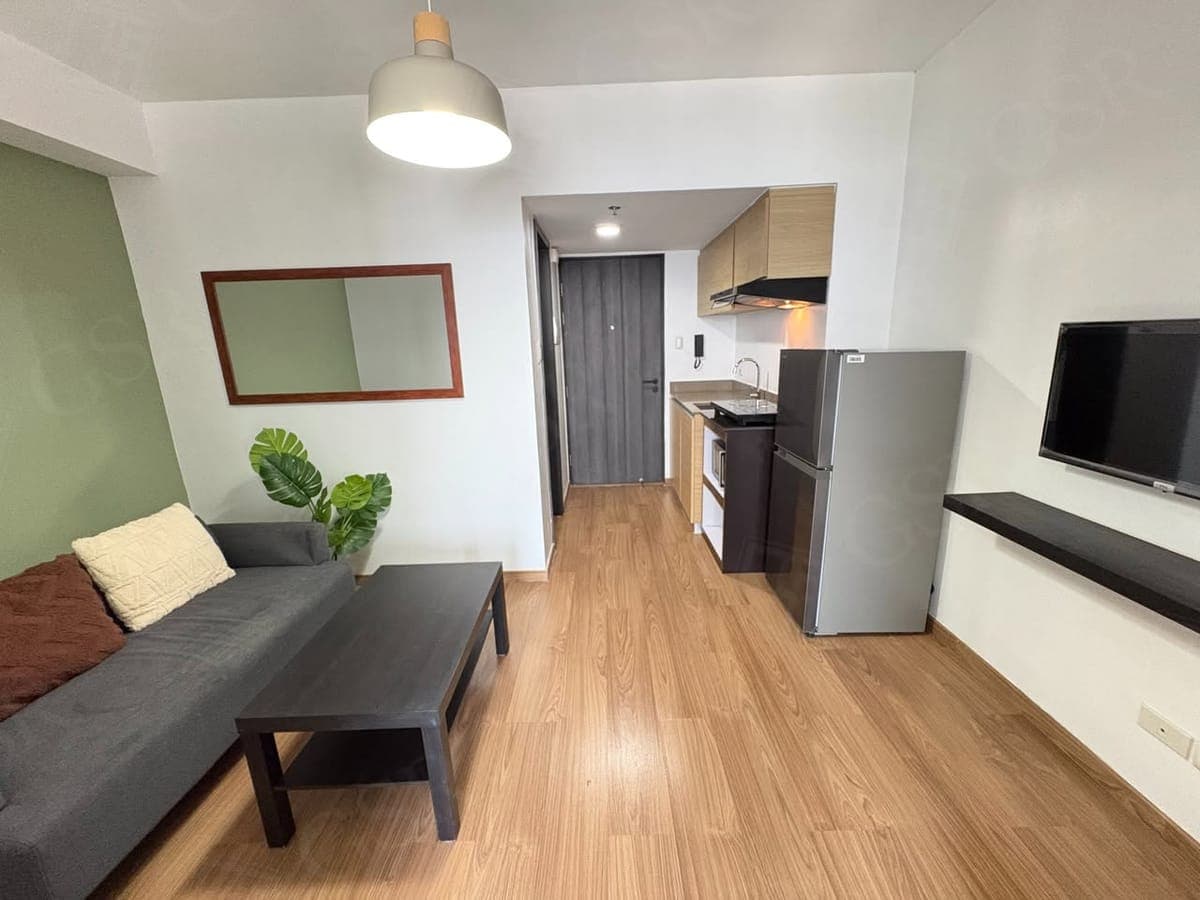 **Fully Furnished One Bedroom Unit For Lease at The Rise Makati ** - photo 4
