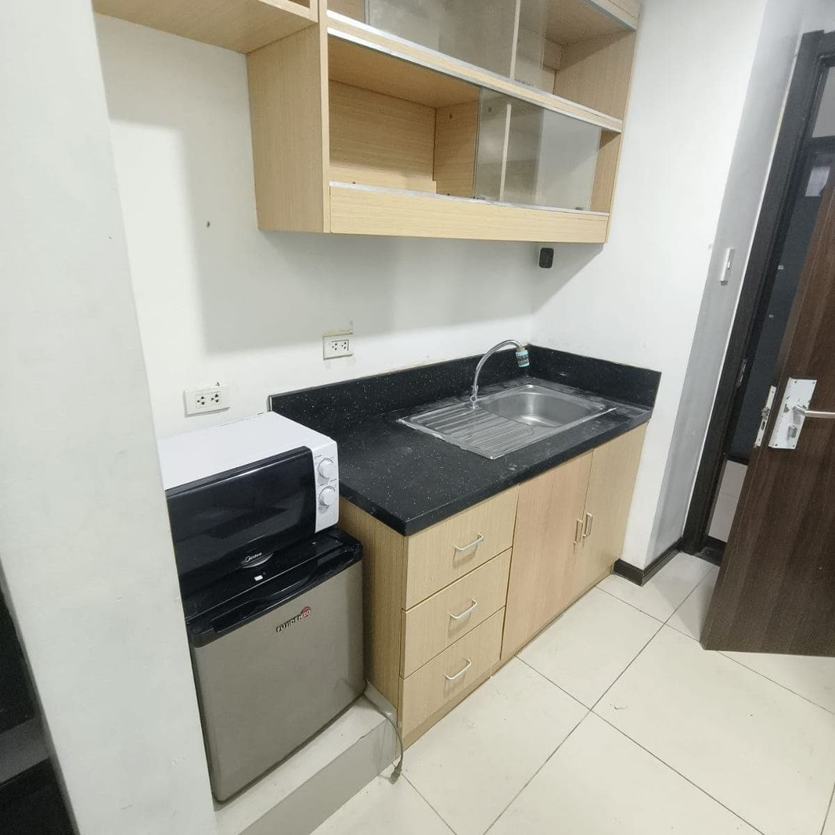 Malate Condo for Rent | Direct Listing - photo 4