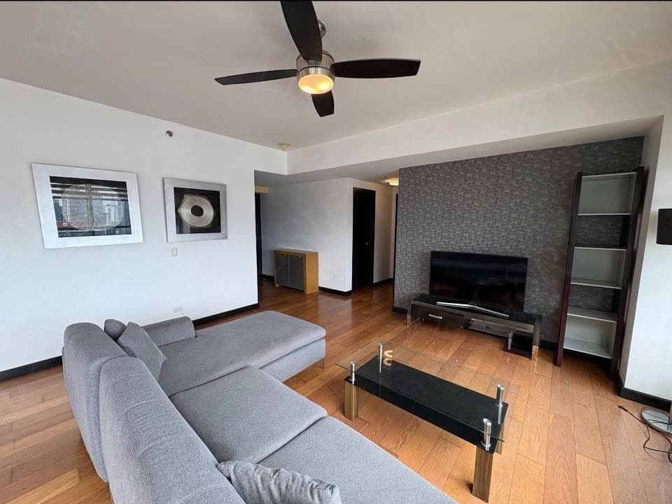 For Lease: 2-Bedroom Unit - photo 2