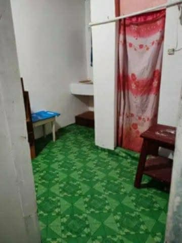 5k Room for rent own  Cr at Sink - photo 3