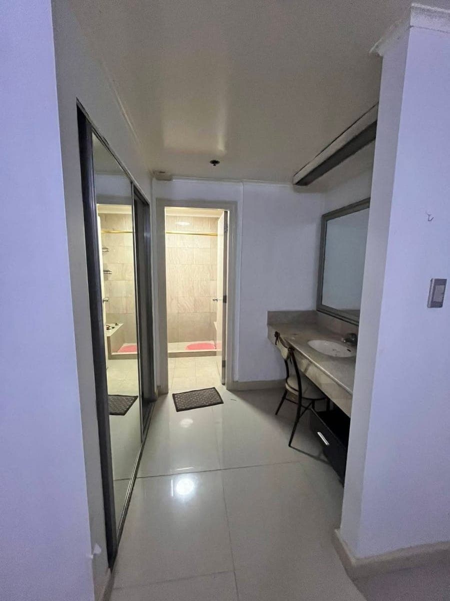 1bedroom big 58sqm, Makati condo pets allowed near RCbc tower and Makati med - photo 5
