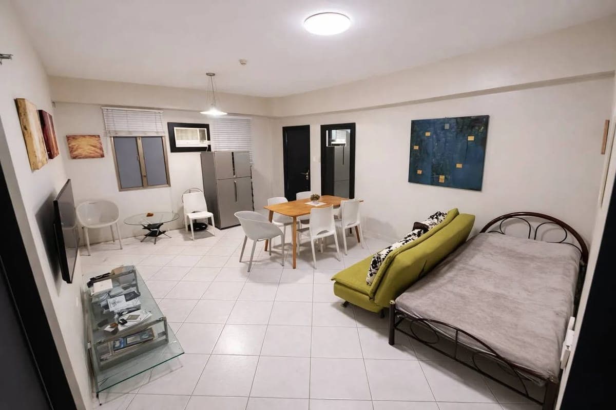 2BR Big Cut Unit w/ Balcony - photo 2