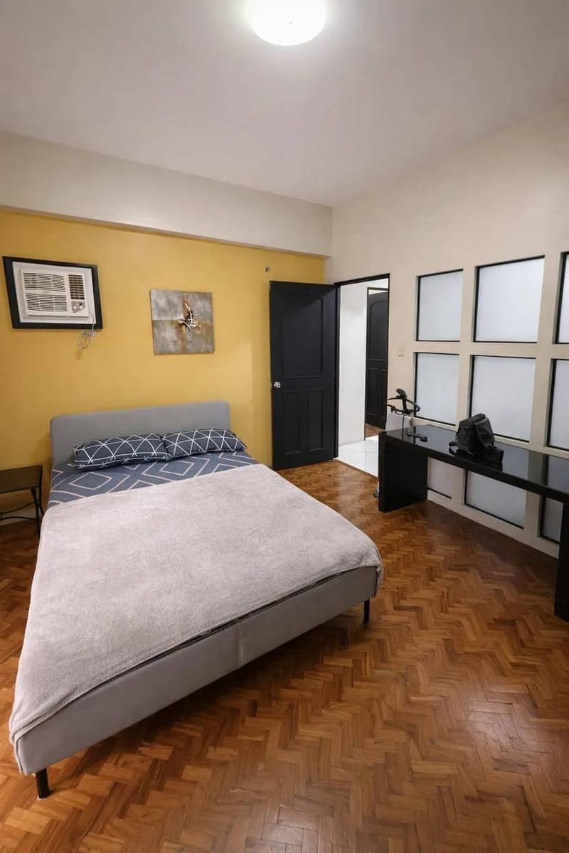 2BR Big Cut Unit w/ Balcony - photo 4