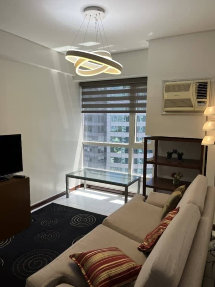 1BR Big Cut Unit - The Columns Ayala - photo 1