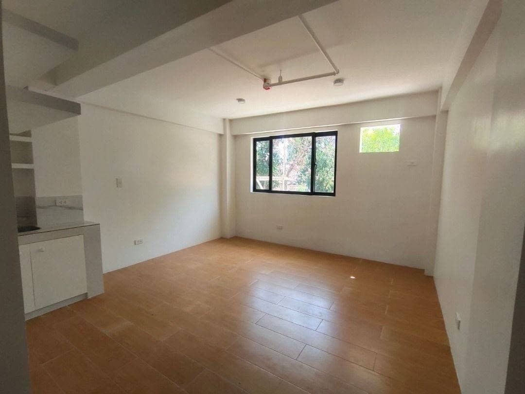 Apartment Unit for Lease Vera ville Homes, Almanza Uno, Las Piñas (Beside SM South Mall) - photo 3