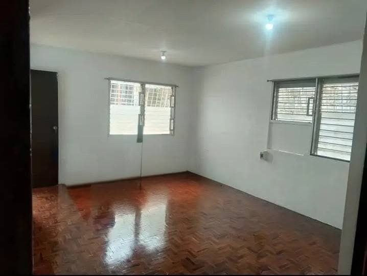 HOUSE FOR RENT IN LAS PIÑAS - photo 2